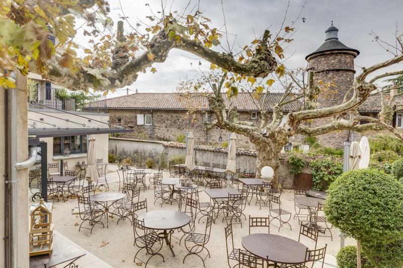 Charme & Business Hotel Lyon Limonest Zewnętrze zdjęcie