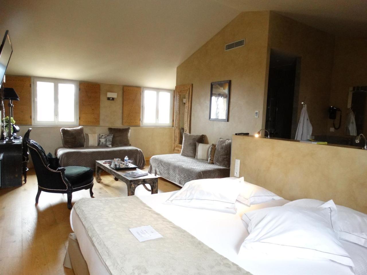 Charme & Business Hotel Lyon Limonest Zewnętrze zdjęcie